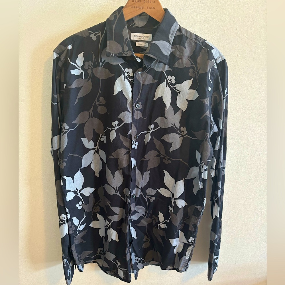 Richard James Savile Row Tailored Fit Floral Button Shirt - 16/41 (Trim Fit)